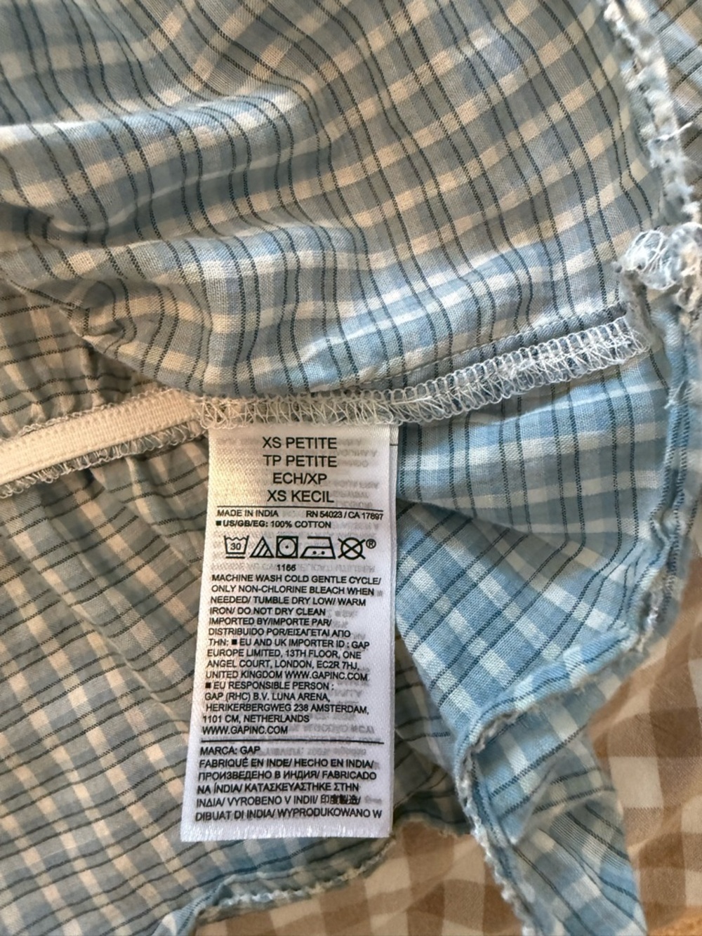 Gap Ruffle Collar V-Neck Top - Picture 3 of 4